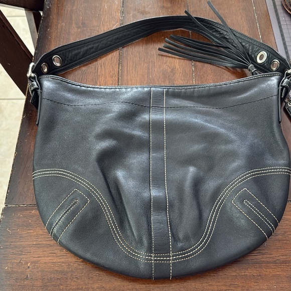 COACH Vintage SOHO Hobo Black Shoulder Bag Authentic - Picture 3 of 10
